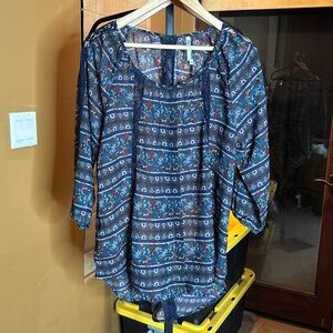 Wallflower Blue Floral Semi Sheer Lace Button Up Blouse Size XL